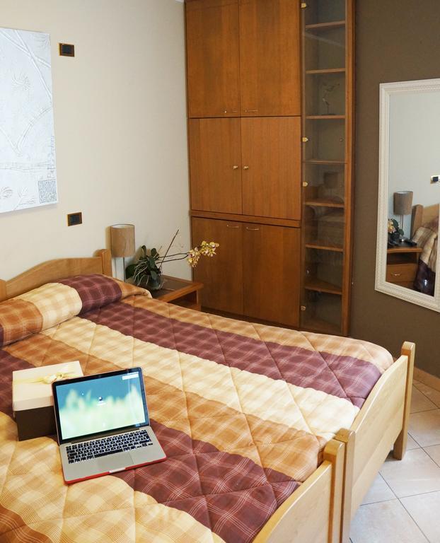B&B Stephany Tirano Habitación foto