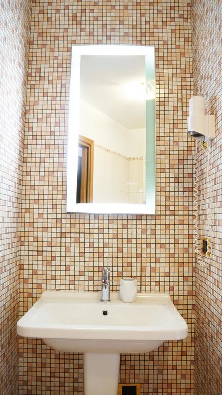 B&B Stephany Tirano Habitación foto