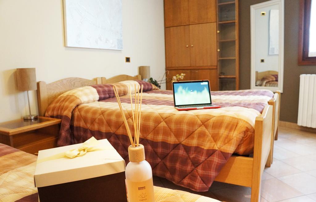 B&B Stephany Tirano Habitación foto